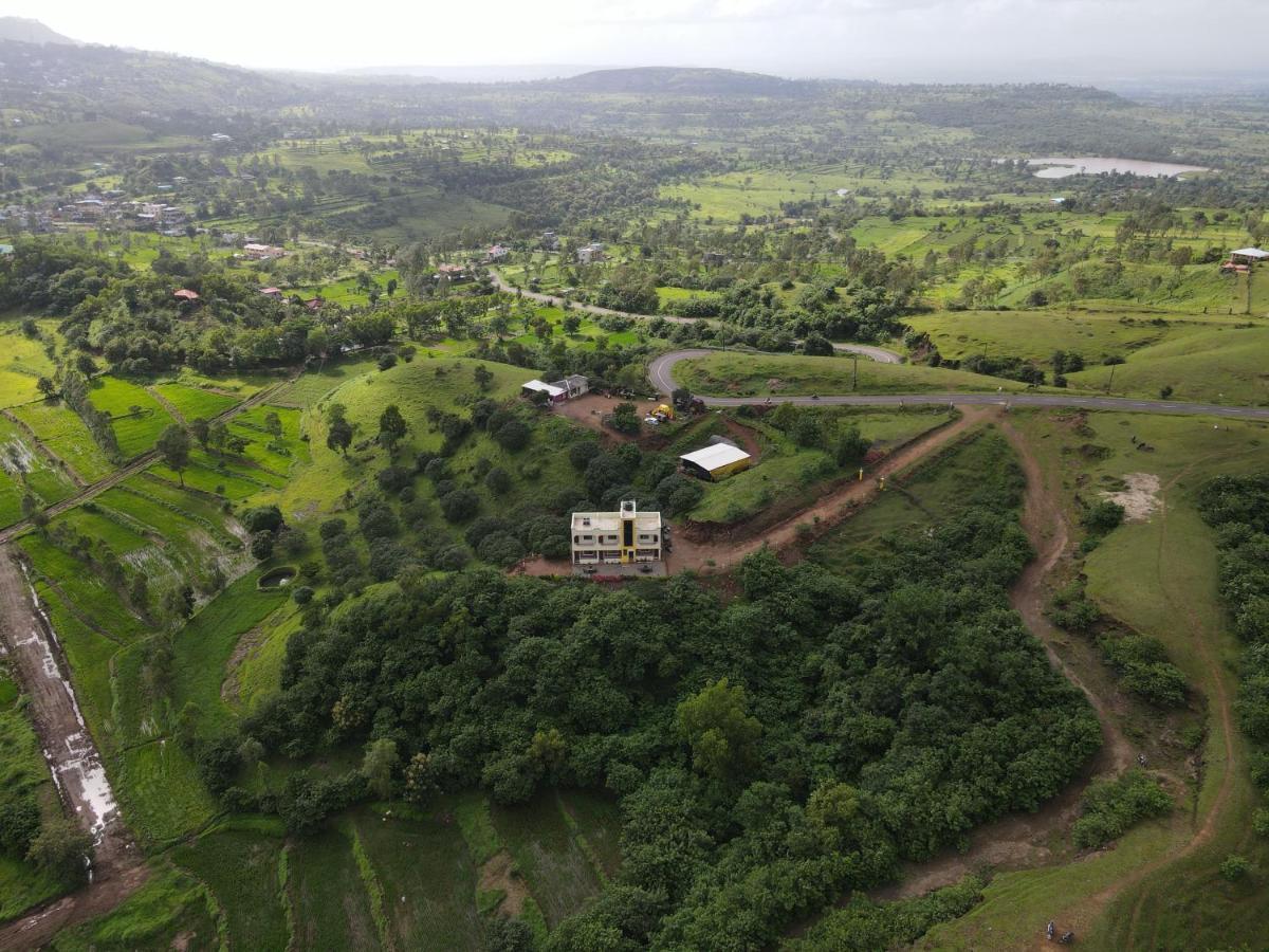 Anand Valley Hotel Panhāla Buitenkant foto